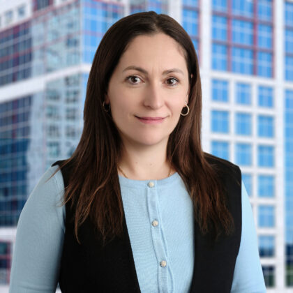 Eduina Selmanhaskaj headshot